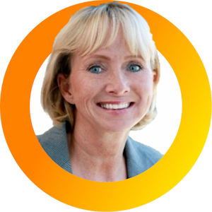 photo-niki-kennedy-in-hlight-circle-orange-to-yellow-02